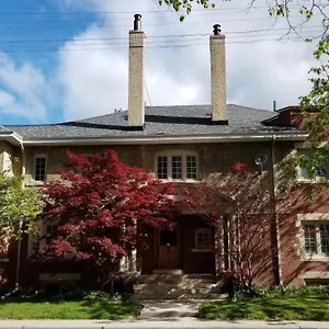 Bed & Breakfast The Jane, Toronto